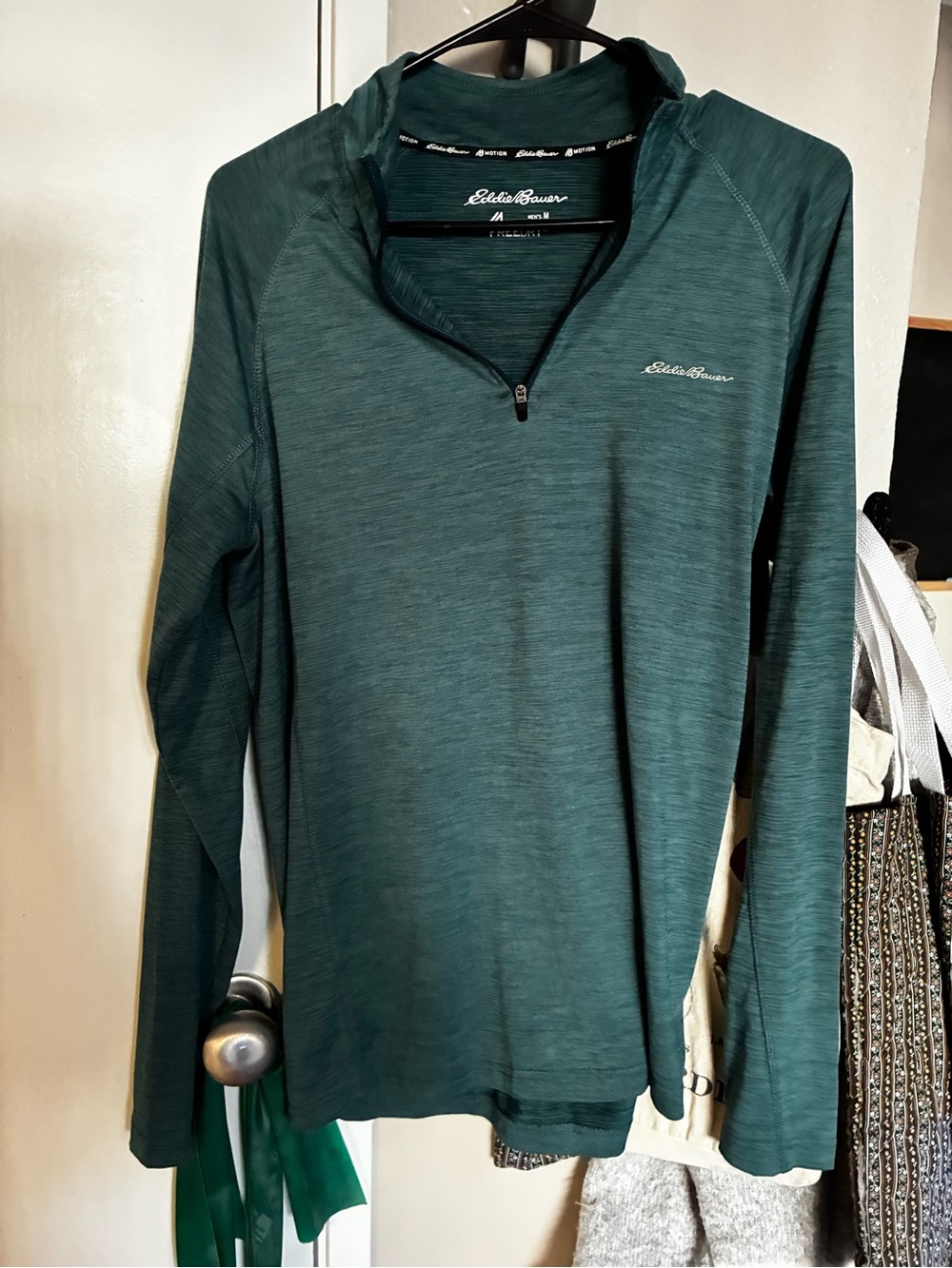 Eddie Bauer Men's Half-Zip Long Sleeve Shirt in Teal Green